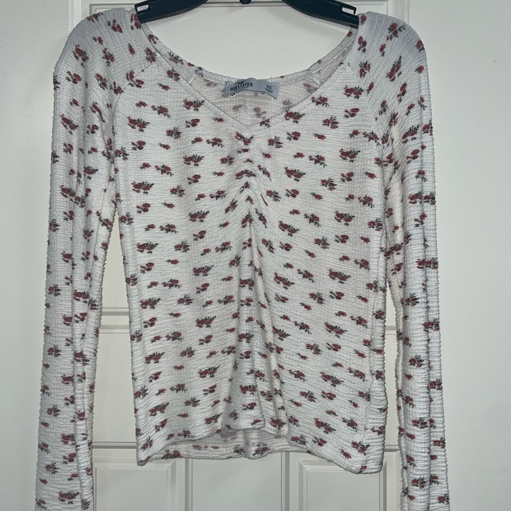 Hollister floral shirt